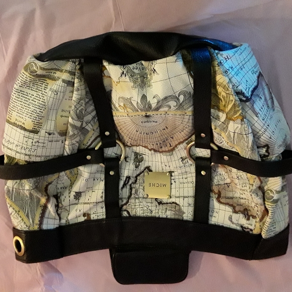 Purses - Picture 7 of 11